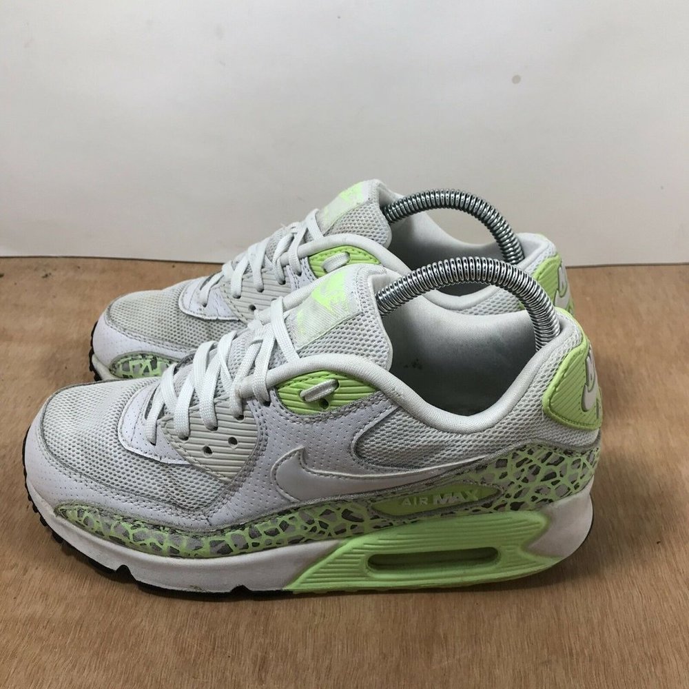 Nike Womens Air Max 90 Premium White Ghost Green Black 443817-103 Size 8